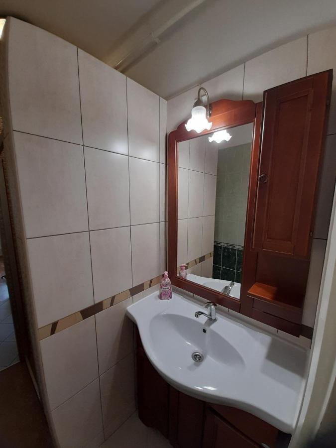 Zöld Sziget Apartmanlakás Eger Exterior foto